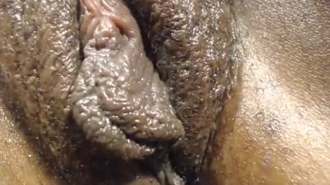 Anny online show from November 2025 05:55:02 PM