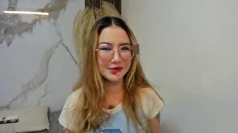 Anny online show from May 2026 08:50:02 PM