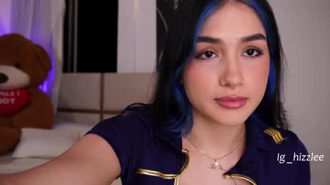 Snapshot of annyhizzle chatting on May 2026 02:31:01 AM online show from May 2026 02:31:01 AM