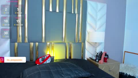 Snapshot of annyosoriio chatting on October 2025 08:33:02 PM Anny online show from October 2025 08:33:02 PM