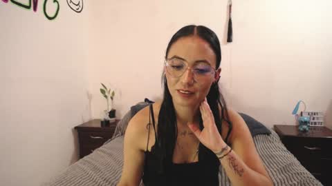 Anny online show from February 2025 03:00:02 AM