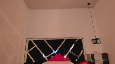 Anny online show from February 2025 06:56:02 PM