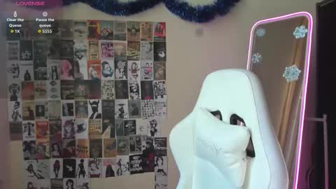 Anora online show from January 2026 08:16:01 AM