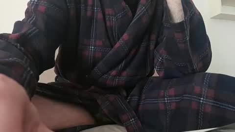 REAL FEEL 2024 online show from February 2025 10:34:01 AM