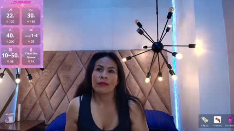 Snapshot of anthonelaa__ chatting on May 2026 01:16:01 PM Anthonelaa online show from May 2026 01:16:01 PM