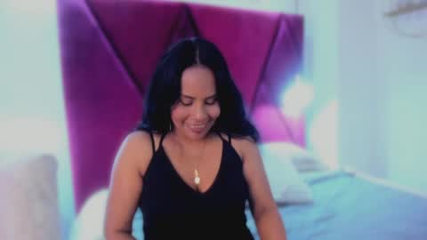 Snapshot of anthonelaa__ chatting on June 2026 08:47:01 PM Anthonelaa online show from June 2026 08:47:01 PM