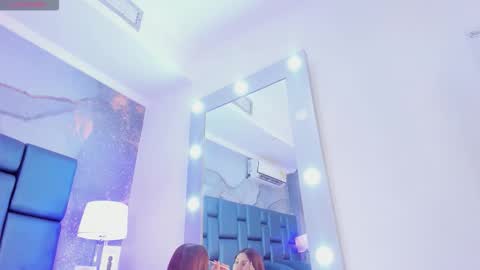 anthonelaDuque online show from December 2025 12:03:02 PM