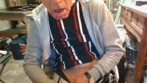 anthonyxxaa online show from December 2025 05:17:01 PM