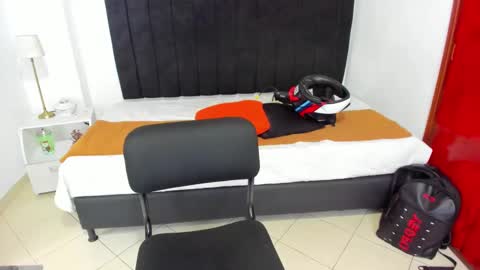       online show from January 2025 11:02:01 PM