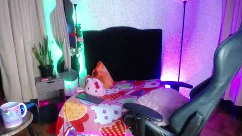 antia_x online show from October 2025 08:20:02 PM