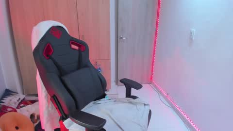  My birthday is on december 2nd surprise me with a gift from my amazonlist online show from January 2025 12:55:01 AM