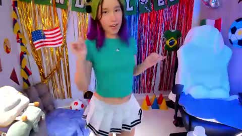Snapshot of anto_sweet18 chatting on July 2026 05:39:02 PM My birthday is on december 2nd surprise me with a gift from my amazonlist online show from July 2026 05:39:02 PM