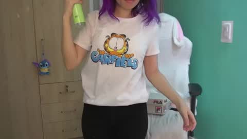 Snapshot of anto_sweet18 chatting on July 2026 02:13:01 PM My birthday is on december 2nd surprise me with a gift from my amazonlist online show from July 2026 02:13:01 PM