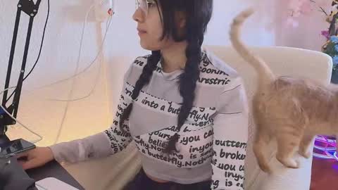 Anto online show from September 2025 09:33:02 AM