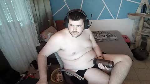 Snapshot of anton32556 chatting on November 2025 09:59:01 PM i love jeans and boots squirt online show from November 2025 09:59:01 PM