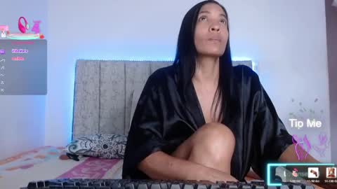 Antonela online show from June 2026 05:24:02 PM