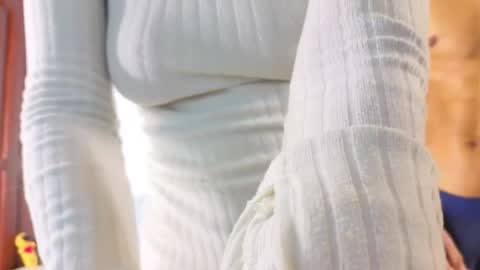 Snapshot of antonella_and_axel chatting on May 2026 12:48:01 AM Antonella 20 Axel 23 online show from May 2026 12:48:01 AM