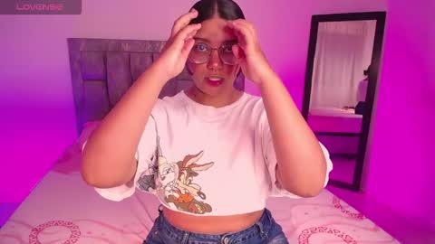 Antonella online show from November 2025 09:17:02 PM