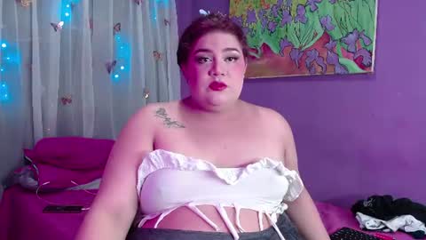 Snapshot of antonella_hotkiss chatting on July 2026 12:33:02 PM Antonella online show from July 2026 12:33:02 PM