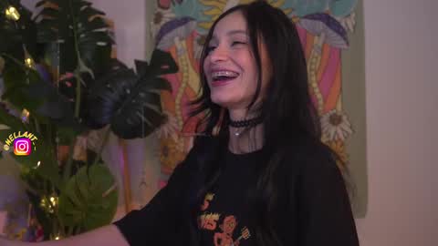 Nell. online show from March 2025 06:05:02 AM