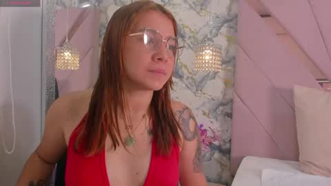 Snapshot of antonella_moon7 chatting on June 2026 10:04:02 PM Antonella Moon 7 online show from June 2026 10:04:02 PM