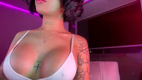 Anto  online show from January 2025 01:59:02 AM