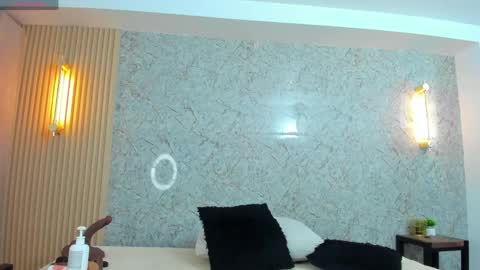 Snapshot of antonella_west chatting on May 2026 09:13:01 PM Anto online show from May 2026 09:13:01 PM