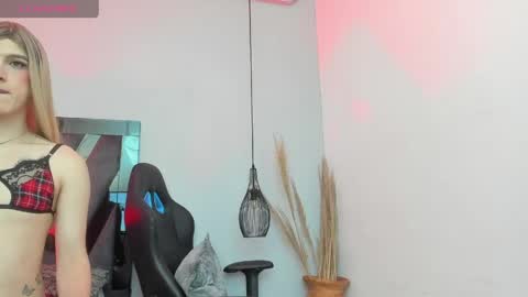 Snapshot of antonella_zapata chatting on June 2026 02:55:01 PM Antonella online show from June 2026 02:55:01 PM