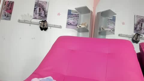 ANTONELLA online show from July 2026 12:02:02 PM