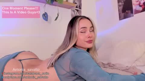 Snapshot of antonia_savatto_ chatting on November 2025 09:03:02 PM o ANTO online show from November 2025 09:03:02 PM