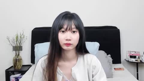 Aina online show from January 2026 06:54:02 PM