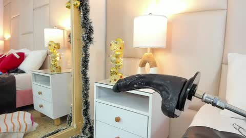 Snapshot of antoniaross chatting on January 2025 07:45:02 PM Antonia online show from January 2025 07:45:02 PM