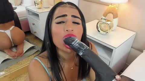 Snapshot of antoniaross chatting on October 2025 12:58:01 PM Antonia online show from October 2025 12:58:01 PM