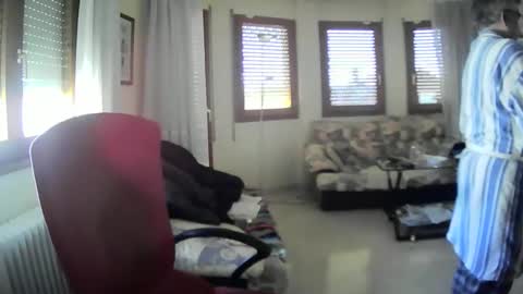 Antonio online show from February 2025 11:43:02 AM