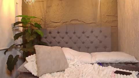 Antonella online show from February 2026 06:37:01 AM