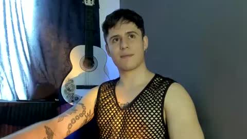 antonnello_ online show from November 2025 06:07:02 PM