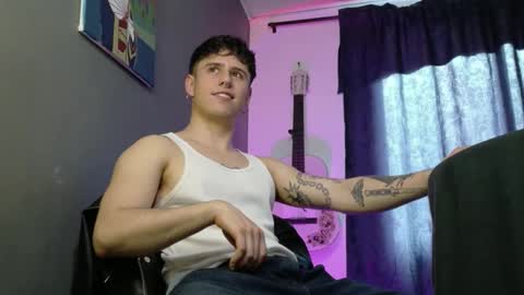 antonnello_ online show from May 2026 07:44:01 PM