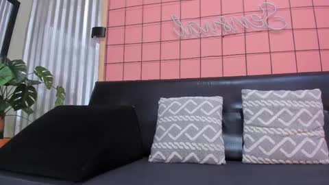 Juan Camilo online show from February 2025 01:53:02 AM