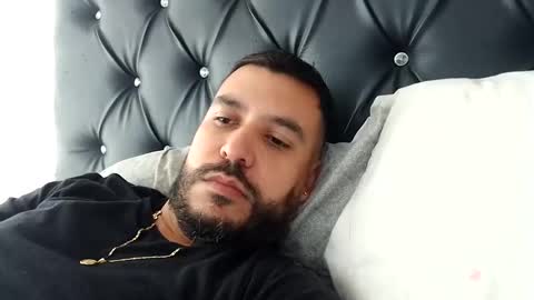 Snapshot of antony_gar chatting on March 2025 09:37:02 PM Antony online show from March 2025 09:37:02 PM