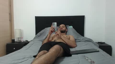 antony_smithh online show from April 2026 06:14:02 PM