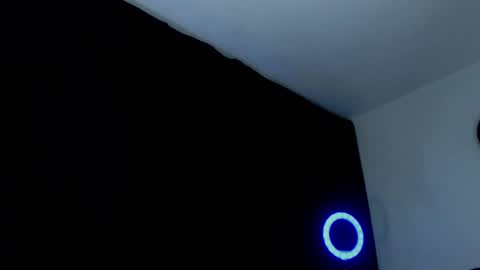 Instagram miguelangel1802  online show from March 2025 03:23:02 AM