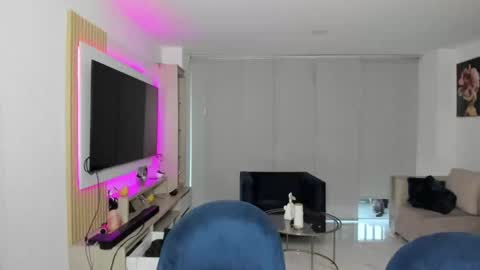 Maria Antonia online show from January 2025 11:00:01 PM