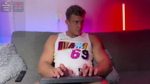 Adam 24 online show from February 2025 07:52:02 PM