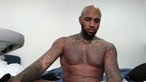 antwanblack11 online show from December 2024 04:05:01 PM