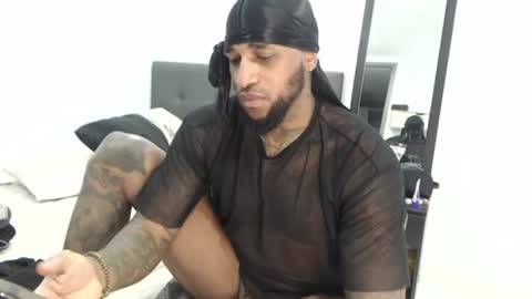 antwanblack11 online show from November 2025 11:26:02 PM