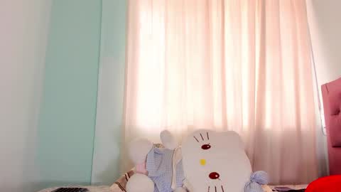 Any online show from February 2025 06:49:02 PM