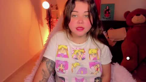   Independent model  online show from February 2025 02:20:01 PM