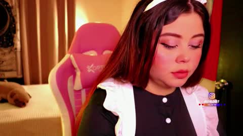   Independent model  online show from October 2025 11:05:01 PM