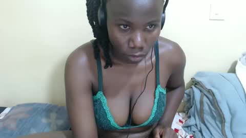 Snapshot of anya_h chatting on May 2026 07:11:01 PM Gracious online show from May 2026 07:11:01 PM