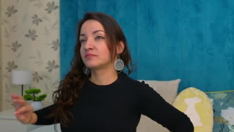 AnyaHappiness online show from March 2026 06:08:01 AM